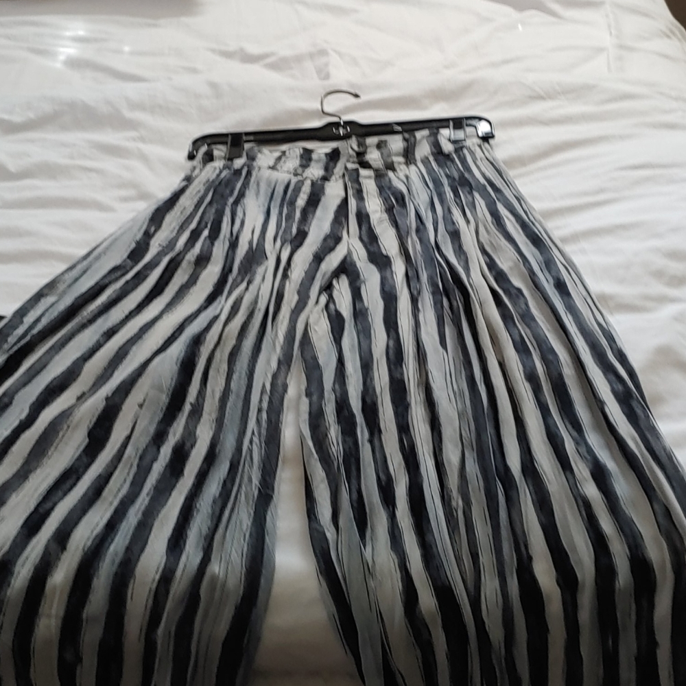 Pants - Picture 3 of 3